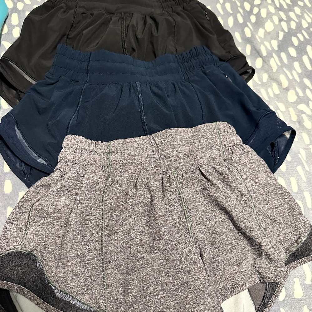Authentic bundle of Lululemon Hotty Hots 2.5 sz 0 excellent condition